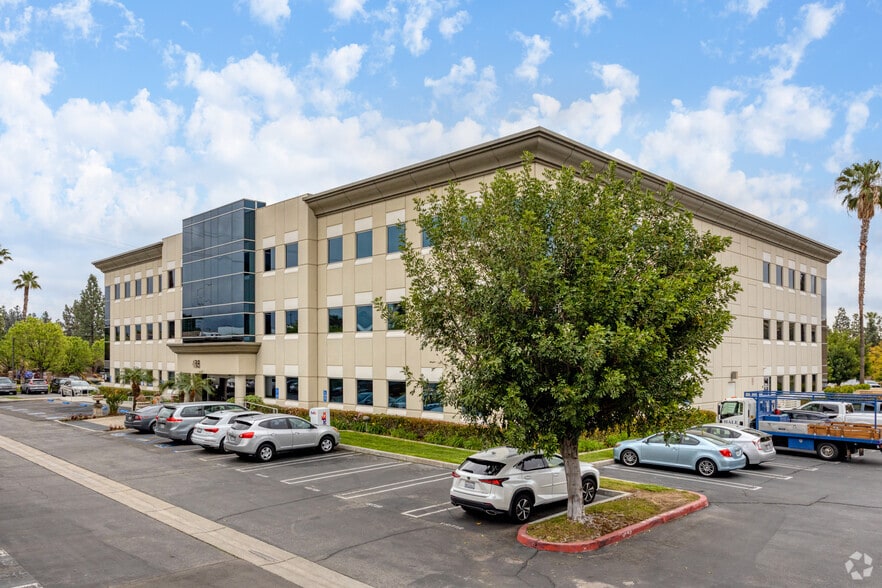More Photos Of 488 E Santa Clara St, Arcadia Medical For Lease