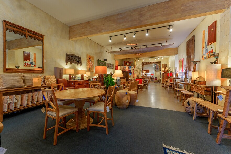 More Photos Of 529-539 Ramona Ave, Monterey Freestanding For Sale