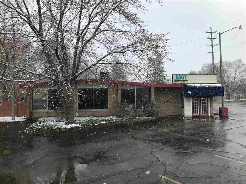 More Photos Of 1407 Clinton Rd, Jackson Office For Sale