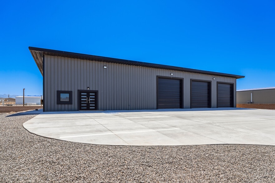 More Photos Of 5894 Amaral rd, Fort Mohave Industrial For Sale