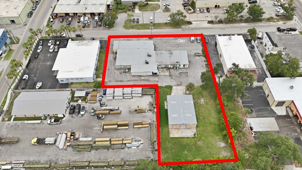 More Photos Of 2053 13th St, Sarasota Unknown For Lease