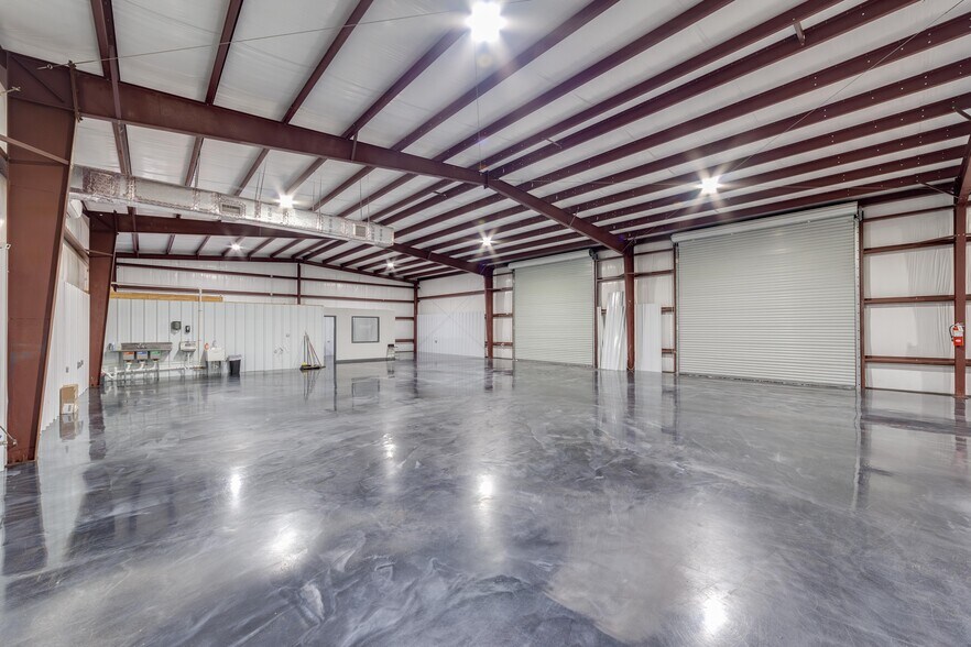 More Photos Of 395 E Lincoln Ave, LaBelle Warehouse For Sale