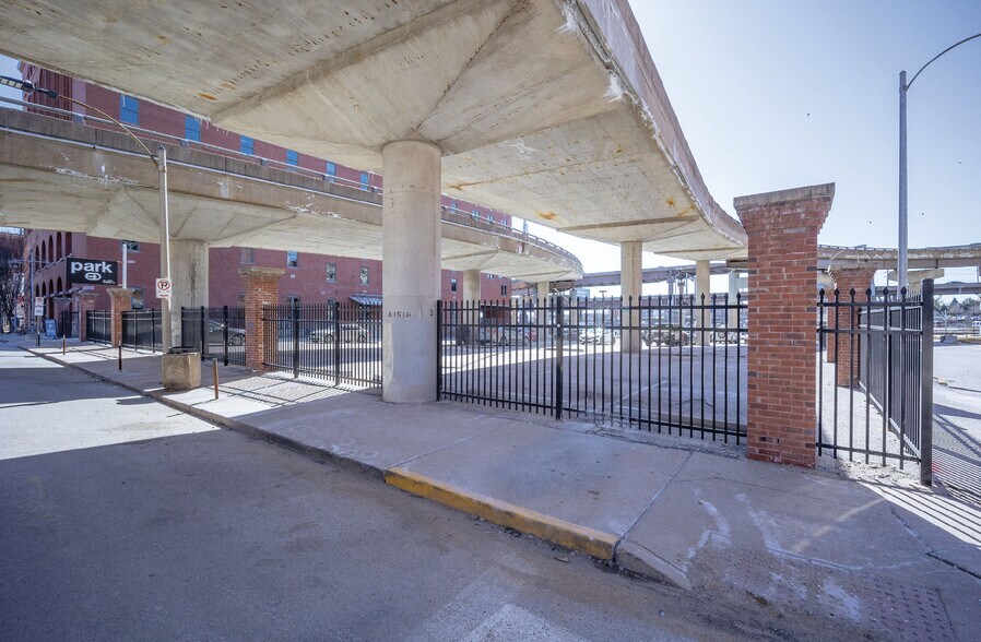 More Photos Of 1000 Spruce St, Saint Louis Apartments For Lease