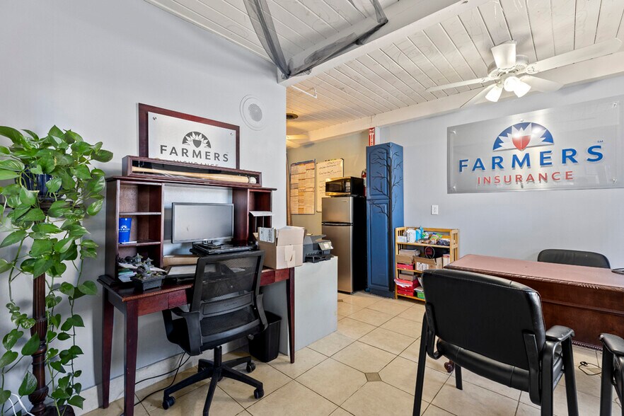 More Photos Of 906 E Commonwealth Ave, Fullerton Storefront For Sale