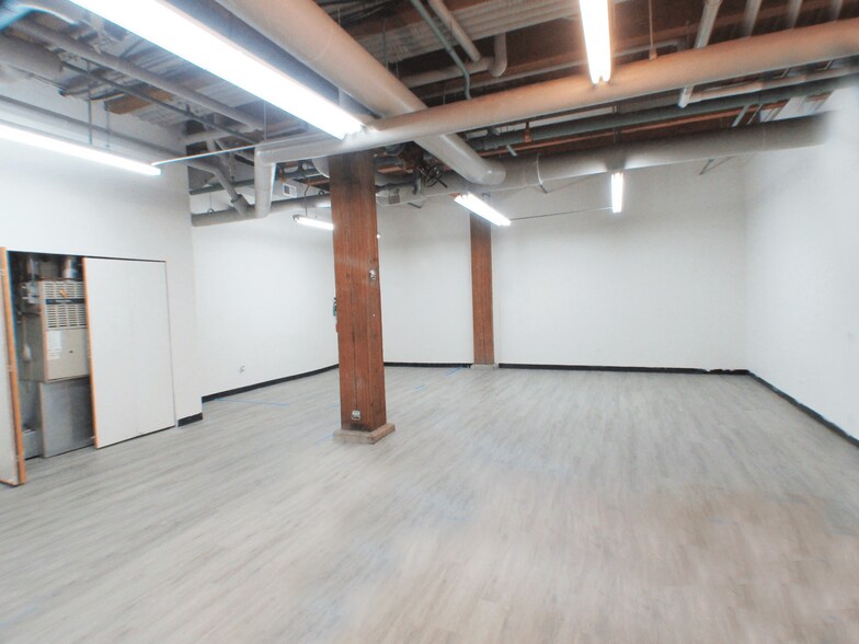 More Photos Of 1727 S Indiana Ave, Chicago Apartments For Lease