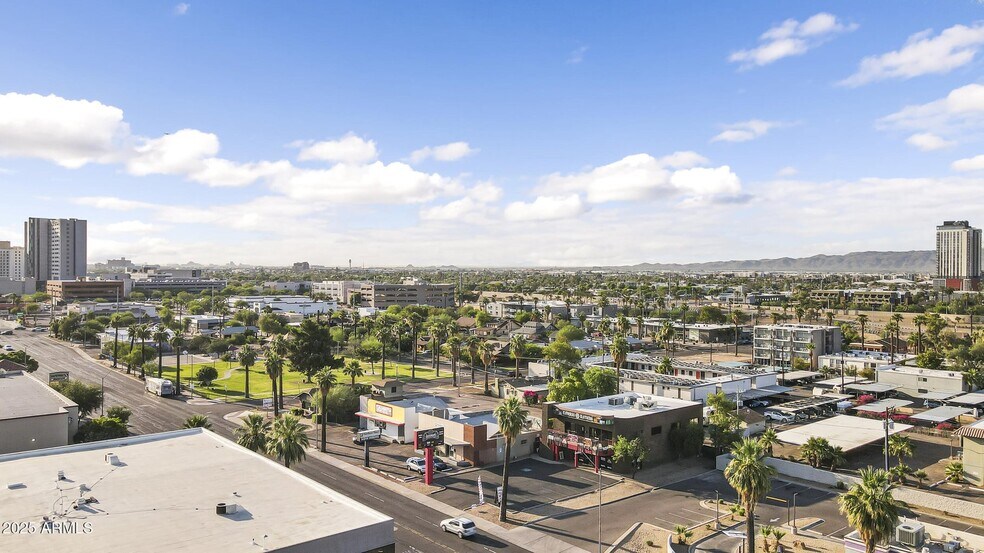 More Photos Of 319 E McDowell Rd, Phoenix Office For Sale