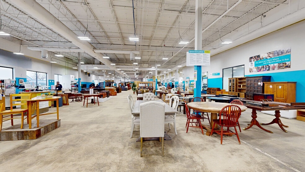 More Photos Of 6057 S Western Ave, Chicago Freestanding For Sale