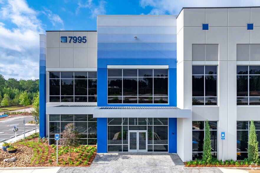 More Photos Of 7995 Bowen Road, Palmetto Distribution For Lease