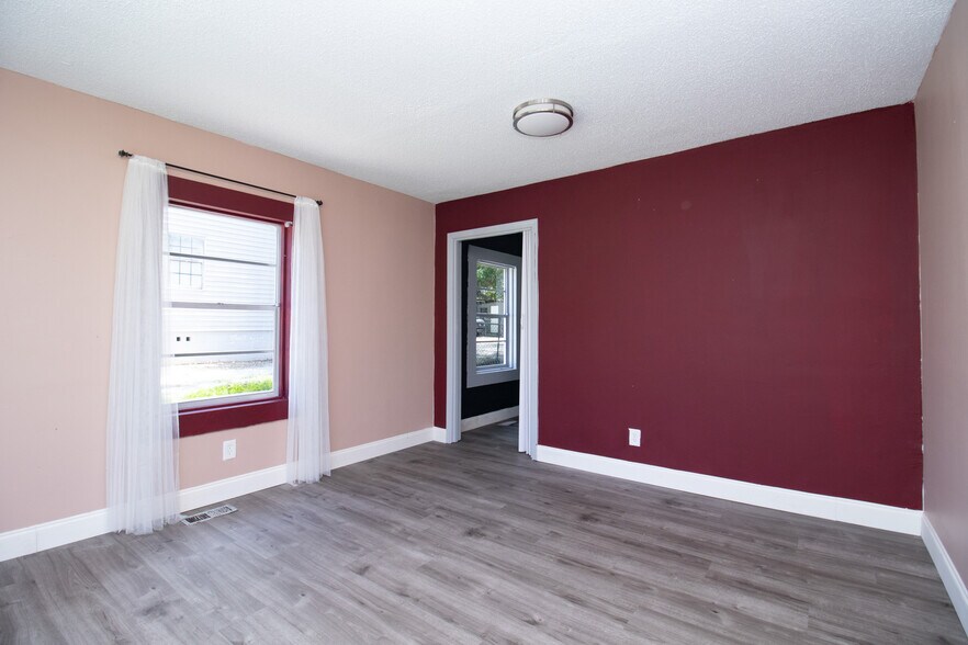 More Photos Of 4621 Buford Dr, Chamblee Office For Lease