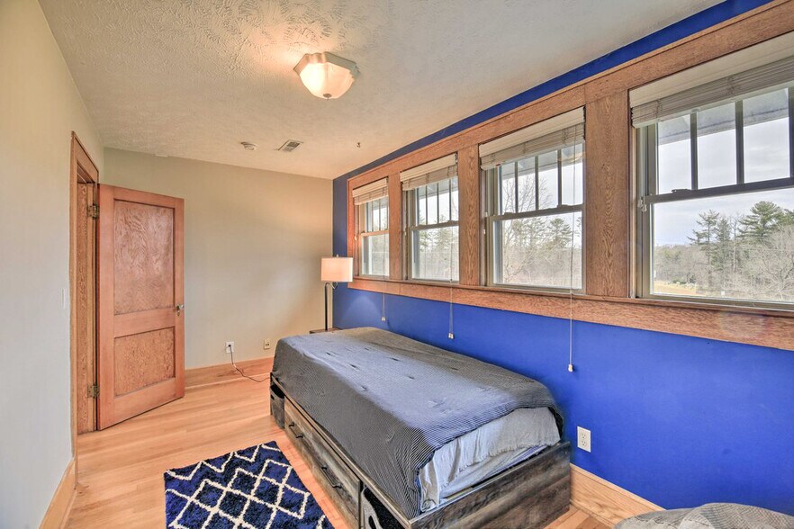 More Photos Of 132 Christiansburg Pike NE, Floyd Flex For Sale