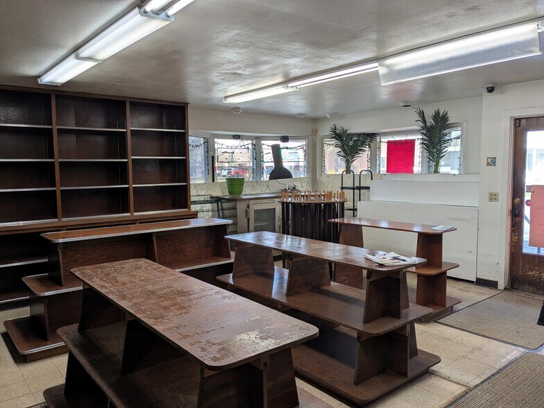More Photos Of 189-191 Port Watson St, Cortland General Retail For Sale