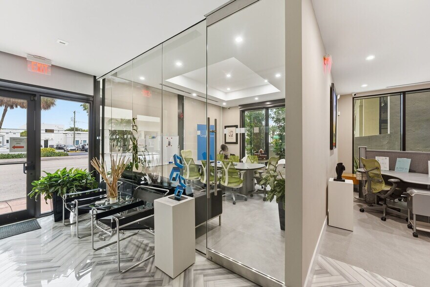 More Photos Of 45 Valencia Ave, Coral Gables Storefront Retail Office For Sale