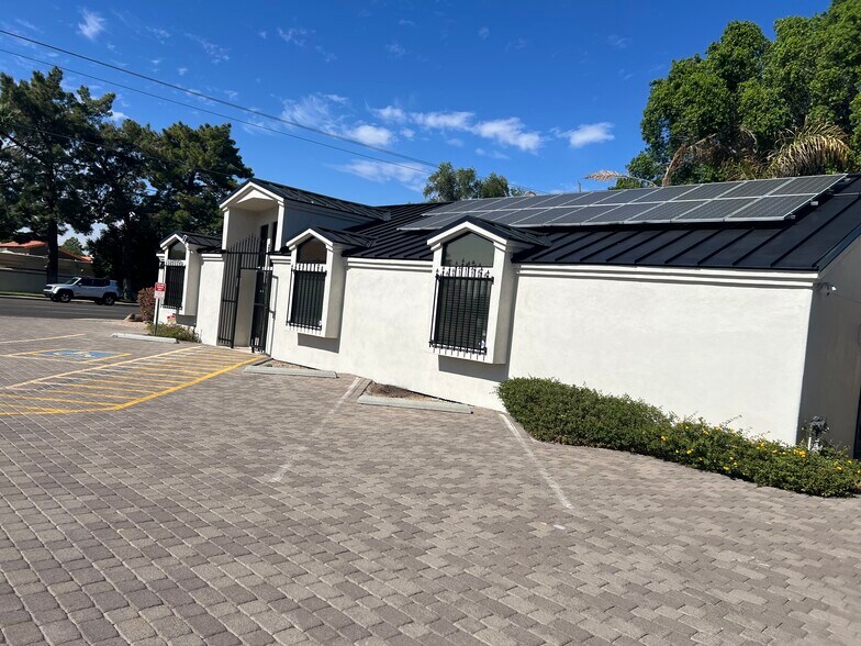 More Photos Of 7201 N 7th St, Phoenix Loft Creative Space For Sale