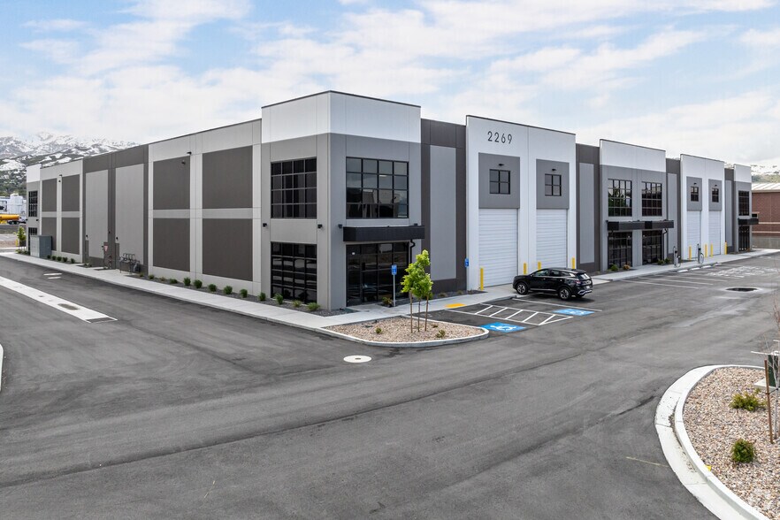 More Photos Of 2279 1250, Woods Cross Warehouse For Lease