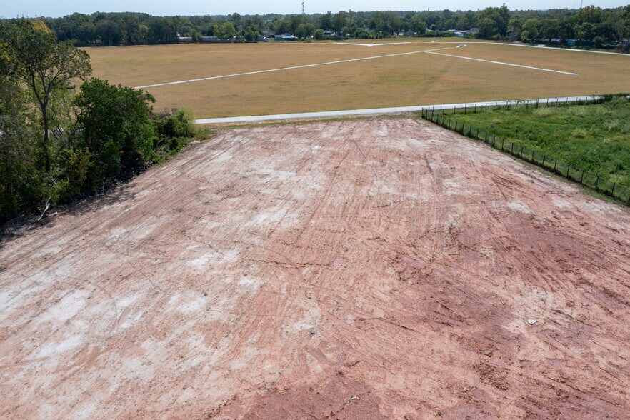 More Photos Of 11324 Eastex fwy, Houston Land For Sale