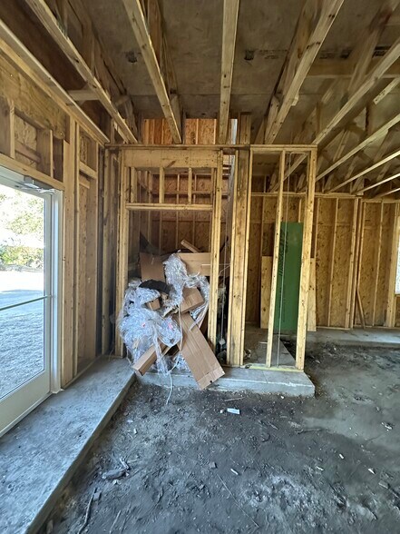 More Photos Of 1419 Kingsley Ave, Orange Park Office For Sale