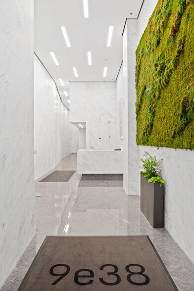 More Photos Of 9 E 38th St, New York Office Residential For Sale