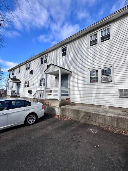 More Photos Of 128 Mill St, Springfield Apartments For Sale