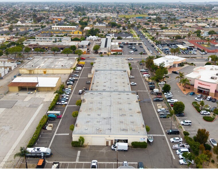 More Photos Of 1222-1230 Saviers Rd, Oxnard Warehouse For Sale