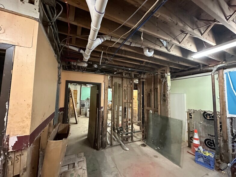 More Photos Of 360 Thurston Rd, Rochester Restaurant For Sale