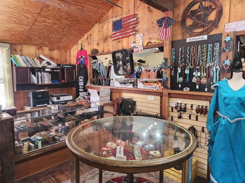 More Photos Of 302 E Fremont St, Tombstone Freestanding For Sale