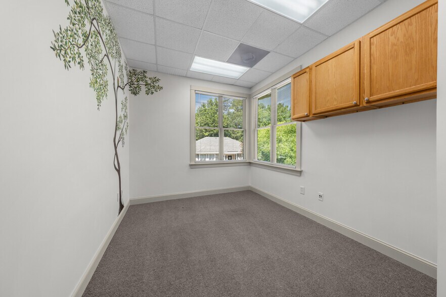 More Photos Of 1502 W NC Highway 54, Durham Office For Sale