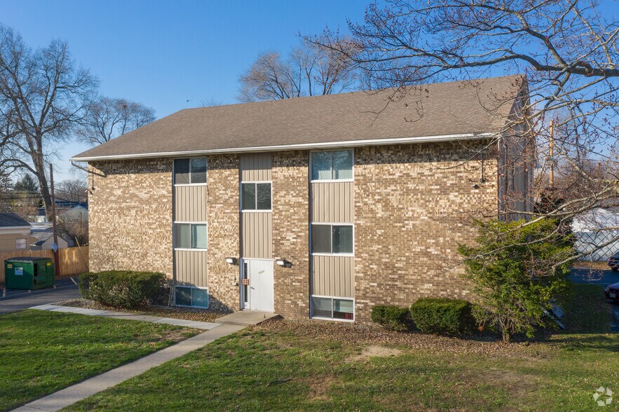 More Photos Of 2822-2846 Eldora Dr, Toledo Apartments For Sale