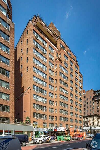 More Photos Of 132 E 76th St, New York Apartments For Sale