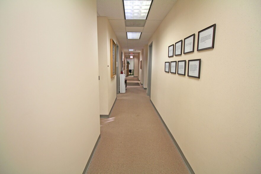 More Photos Of 200 Mineral Springs Rd, Rockaway Medical For Lease