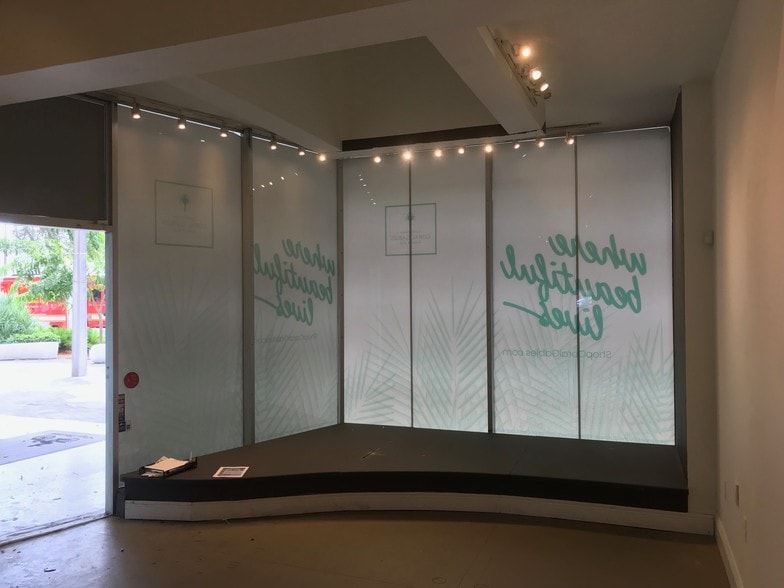 More Photos Of 355-359 Miracle Mile, Coral Gables Freestanding For Lease