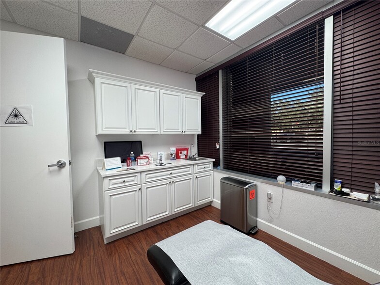 More Photos Of 6150 Metrowest Blvd, Orlando Medical For Lease