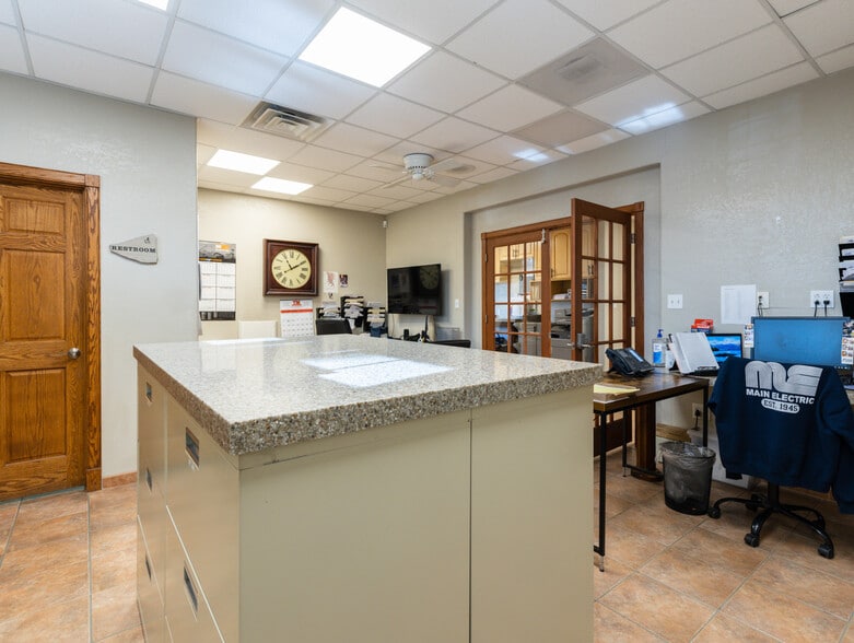 More Photos Of 1115 N Erie Ave, Pueblo Warehouse For Sale