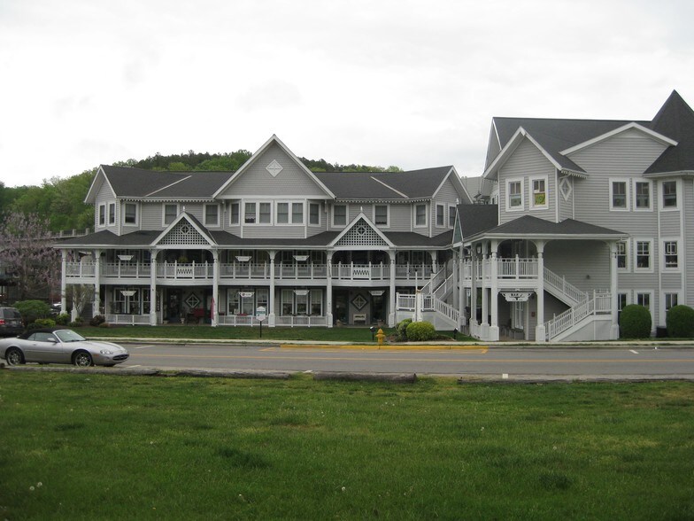 More Photos Of 125 Mill St, Occoquan Office For Lease