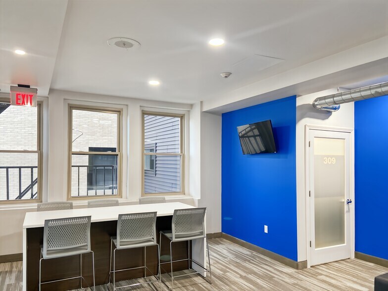 More Photos Of 1087 Elm St, Manchester Coworking Space