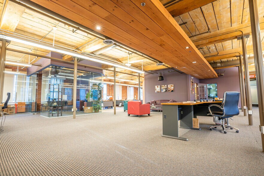 More Photos Of 27-75 Glen Rd, Sandy Hook Office For Sale