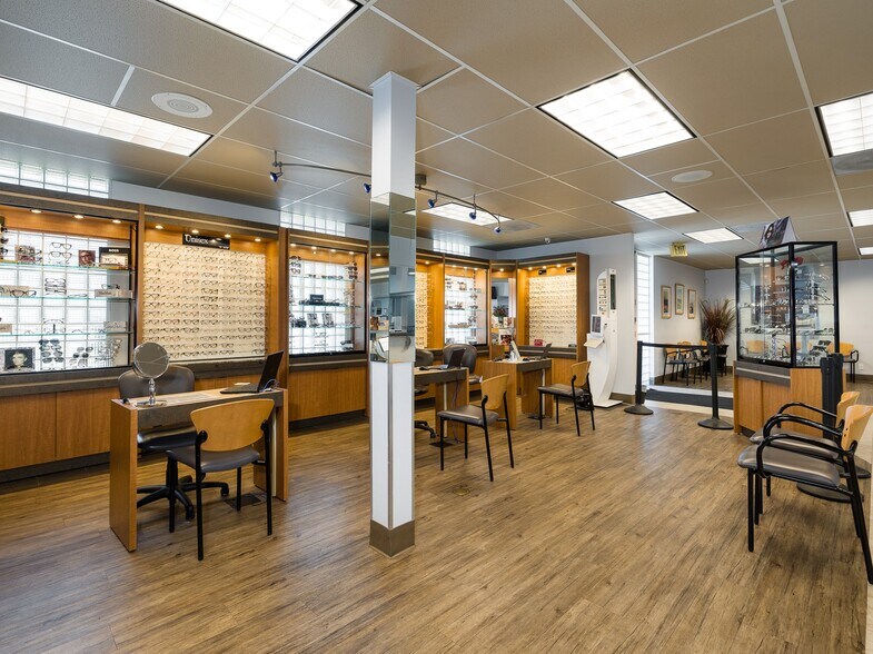 More Photos Of 571 W 7th St, San Pedro Medical For Sale