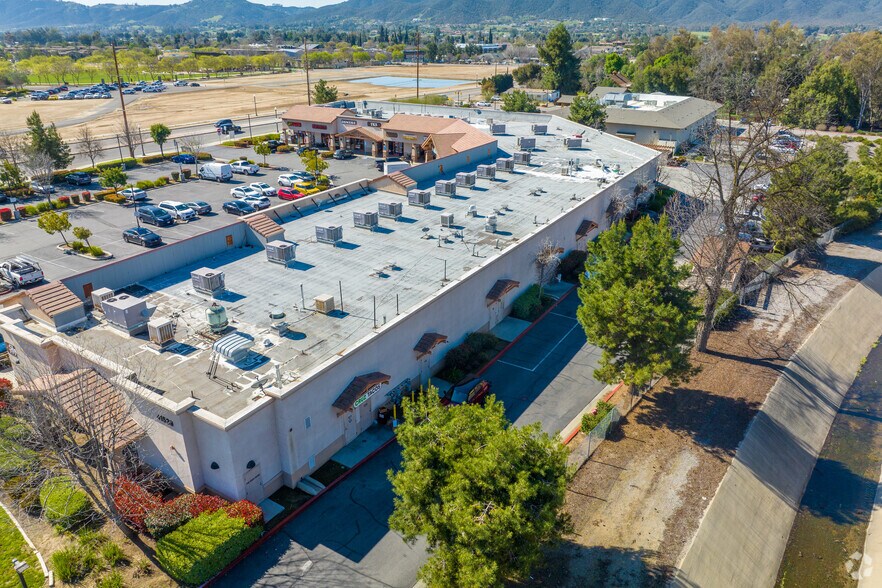 More Photos Of 41529-41539 Kalmia St, Murrieta Unknown For Lease