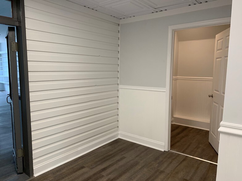 More Photos Of 26 W Main St, New Market General Retail For Sale