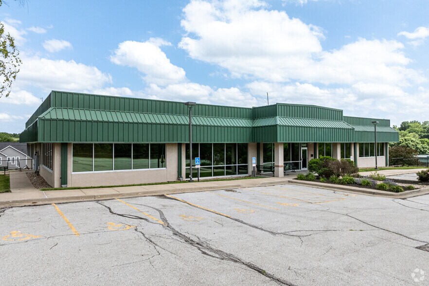 More Photos Of 1440 NW Vivion Rd, Kansas City Unknown For Lease