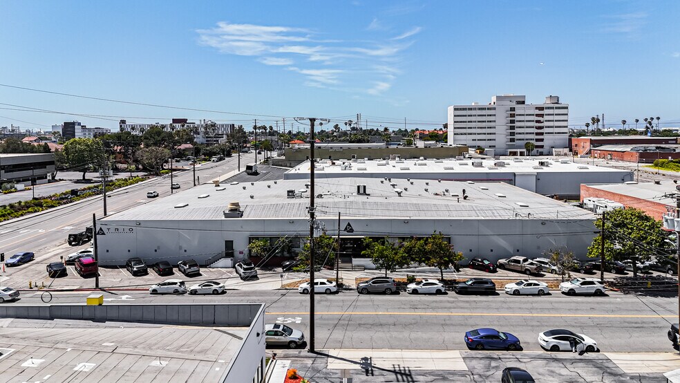 More Photos Of 601 Lairport St, El Segundo Manufacturing For Lease