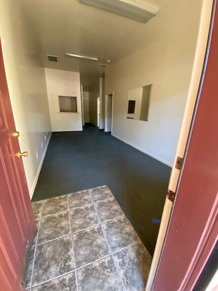 More Photos Of 634 Schemmer Dr, Prescott General Retail For Lease