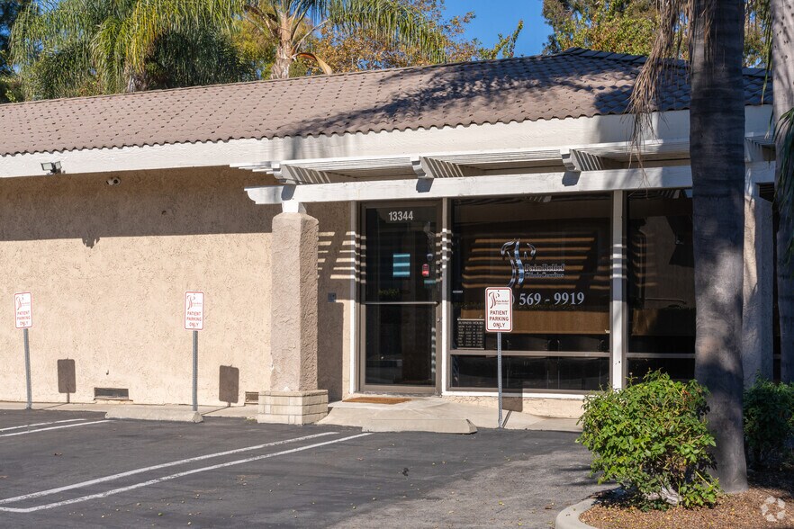 More Photos Of 13326 South St, Cerritos Medical For Lease