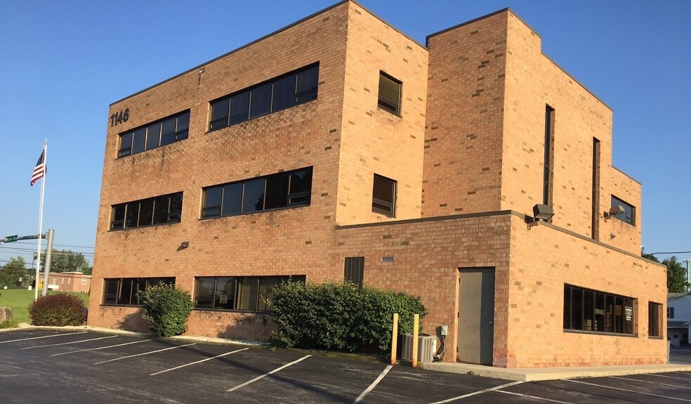 Primary Photo Of 1146 S Cedar Crest Blvd, Allentown Medical For Lease