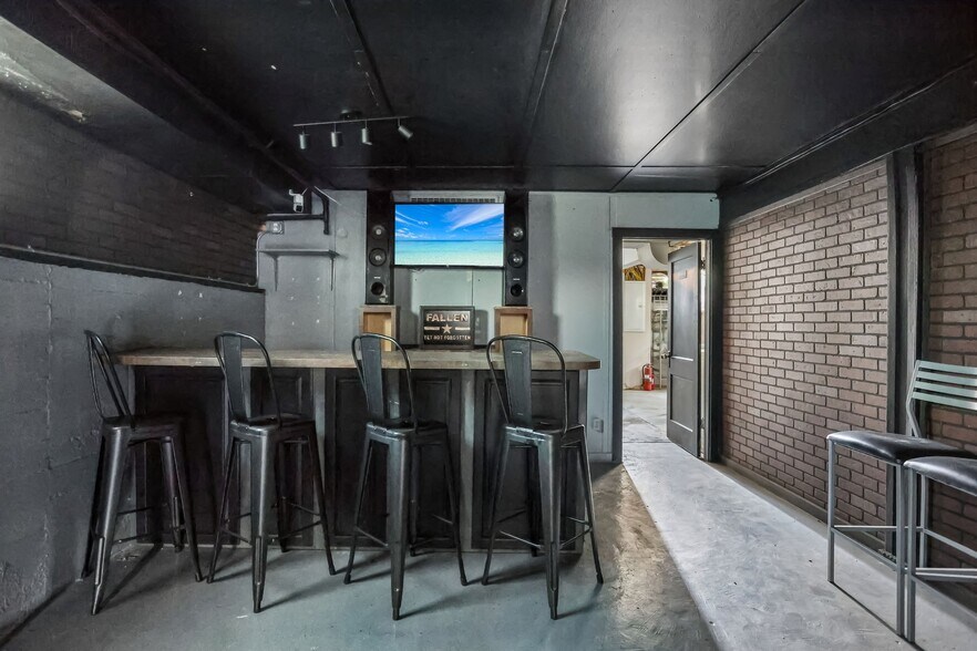 More Photos Of 206 W Spruce St, Gillespie Religious Facility For Sale
