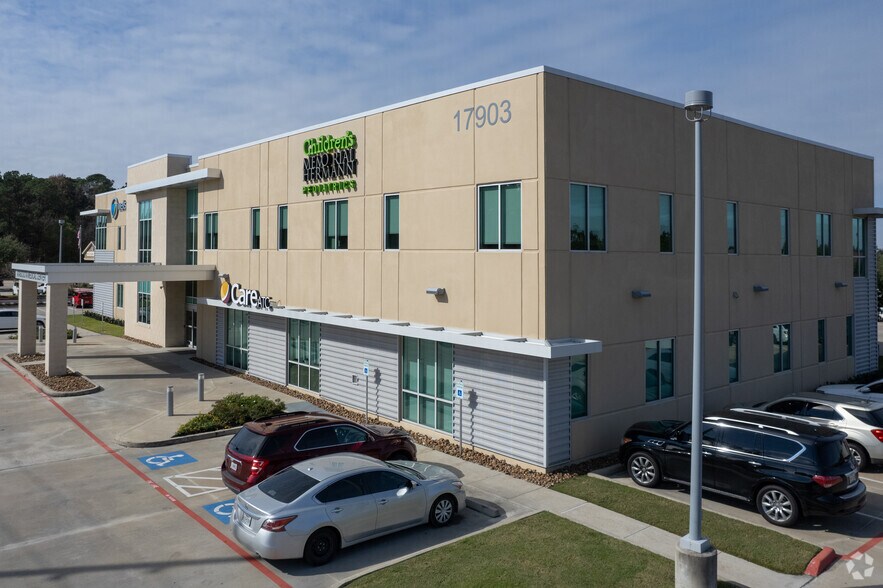 More Photos Of 17903 W Lake Houston Pky, Humble Medical For Lease