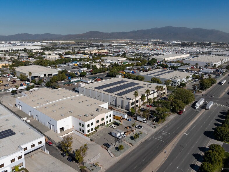 More Photos Of 8594 Siempre Viva Rd, San Diego Manufacturing For Lease