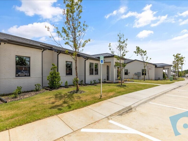 More Photos Of 1220 N Kimball Ave, Southlake Office For Lease