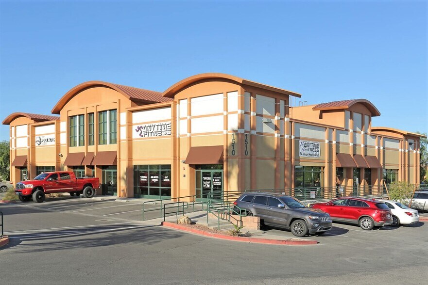 More Photos Of 1510 W Horizon Ridge Pky, Henderson General Retail For Sale