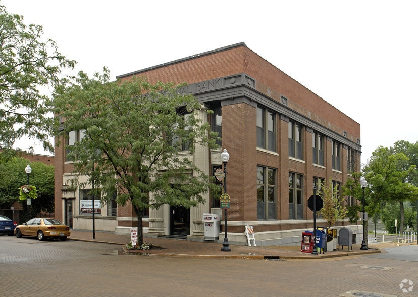 Primary Photo Of 100-104 N Main St, Saint Charles Office For Lease