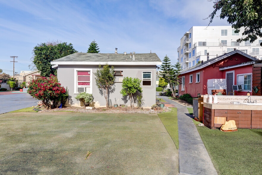 More Photos Of ,  Unknown For Sale